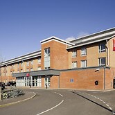 ibis Swansea
