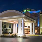 Holiday Inn Express & Suites Sharon-Hermitage by IHG
