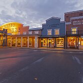 Disney Hotel Cheyenne