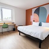B&B HOTEL Mons Gare