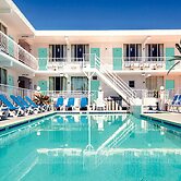 Daytona Inn And Suites