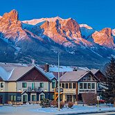 Basecamp Lodge Canmore