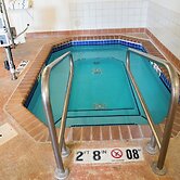 Holiday Inn Express Hotel & Suites Chanhassen by IHG