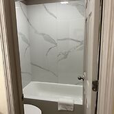 Express Inn & Suites