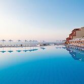 Louis Apostolata Resort and Spa