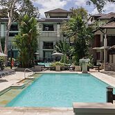 Pullman Palm Cove Sea Temple Resort and Spa