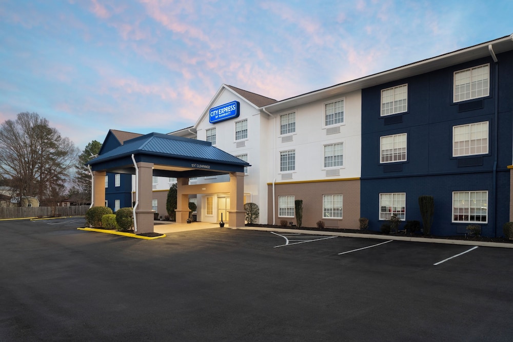City Express by Marriott Danville