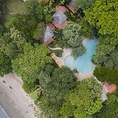 Capitán Suizo Beachfront Boutique Hotel