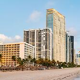 Newport Beachside Hotel & Resort