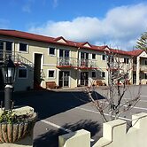 New Castle Motor Lodge