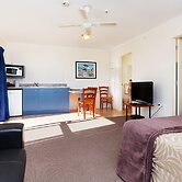 Elliotts Kapiti Coast Motor Lodge
