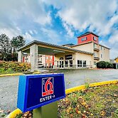 Studio 6 Suites Portland OR- I-5 OHSU