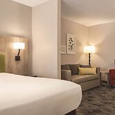 Country Inn & Suites by Radisson, St. Cloud East, MN