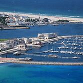 Yachthafenresidenz Hohe Duene