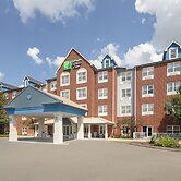Holiday Inn Express St. Louis West - O'Fallon by IHG