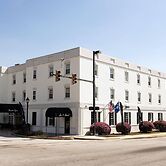 Inn on the Square, an Ascend Collection Hotel