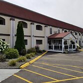 All Seasons Inn and Suites