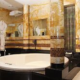 Holiday Inn Kuwait by IHG