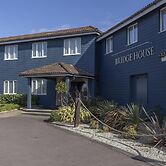 The Bridge House, BW Signature Collection