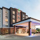 Holiday Inn Express & Suites Milton by IHG