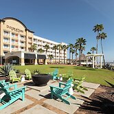 DoubleTree by Hilton Hotel Galveston Beach