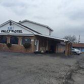 Blue Falls Motel