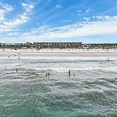 Beacher's Lodge Oceanfront Suites