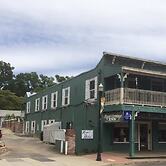 Americas Best Value Inn & Suites Royal Carriage