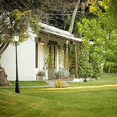 Postales by DOT Boutique