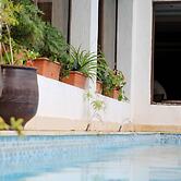 New Farah Hotel