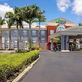 Holiday Inn Express & Suites Florida City by IHG