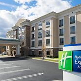 Holiday Inn Express & Suites Stroudsburg-Poconos by IHG