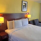 Lakeshore Inn Water Front