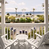 Avila Lighthouse Suites