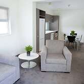 Cosmopolitan Hotel and Apartments