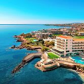 Zeus Essence Ramada by Wyndham Athens