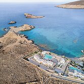 Mykonos Lolita, A Grecotel Resort to Live