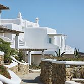 Mykonos Lolita, A Grecotel Resort to Live