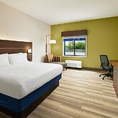 Holiday Inn Express Hotel & Suites Panama City-Tyndall by IHG