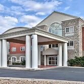 Holiday Express & Suites Portales by IHG