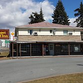 Budget Host Midway Inn