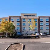 Comfort Inn & Suites Salem Northeast