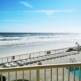 Emerald Shores Resort