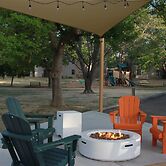 Boulder Twin Lakes Inn