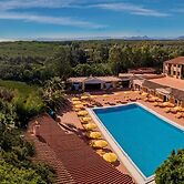 Cala Ginepro Hotel Resort