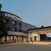 Courtyard by Marriott Hamilton