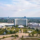 Renaissance Schaumburg Convention Center Hotel