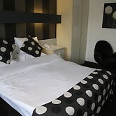 Inn On The Prom Hotel