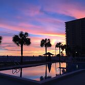 Getaways at Destin Holiday Beach Resort