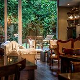 248 Finisterra Hotel Boutique Argentino